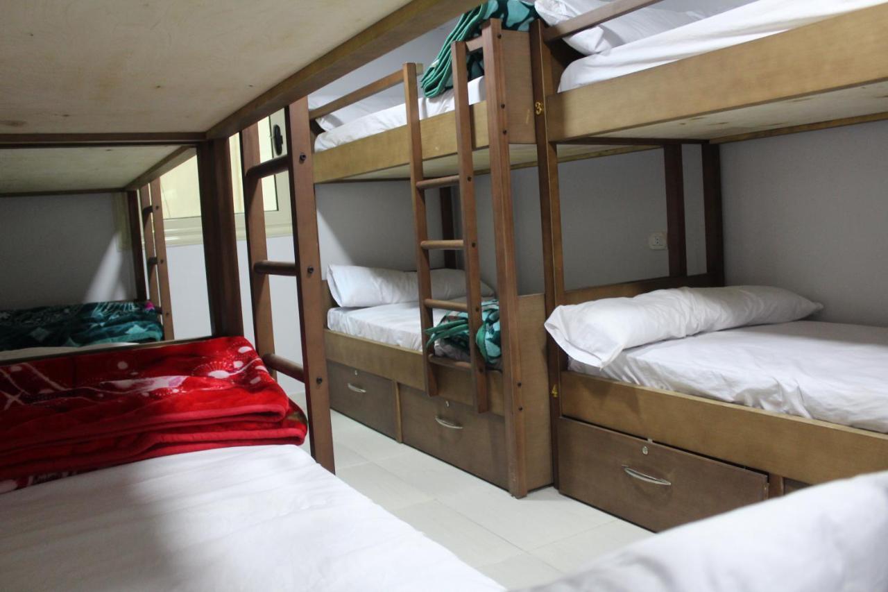 Albergue El Ahram & *